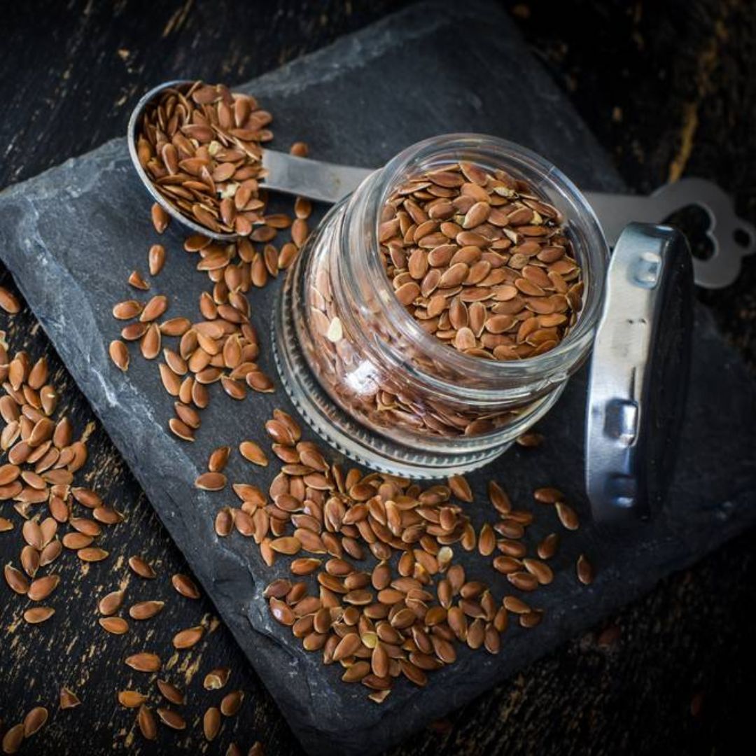 Le processus de transformation miraculeuse des graines de lin lors de la germination