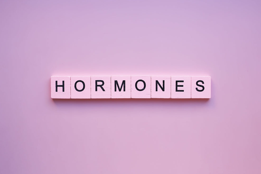 Comment compenser naturellement les hormones à la ménopause ?