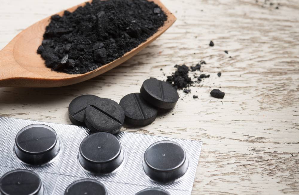 Le charbon végétal activé contre les démangeaisons-2